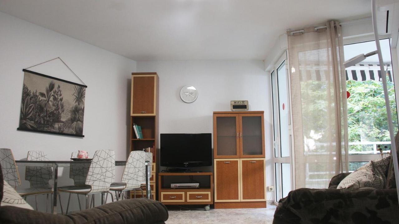 Apartament Sta. Eulalia Familias Arysal Salou Zewnętrze zdjęcie