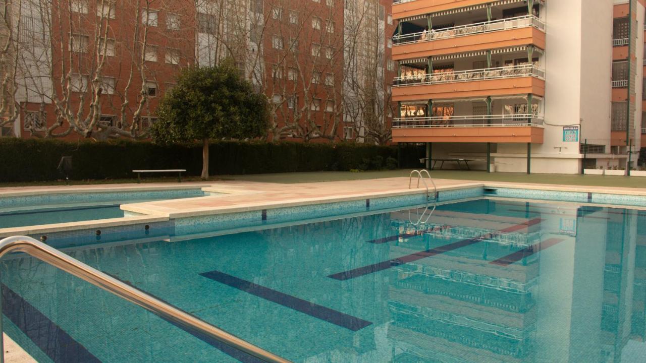 Apartament Sta. Eulalia Familias Arysal Salou Zewnętrze zdjęcie
